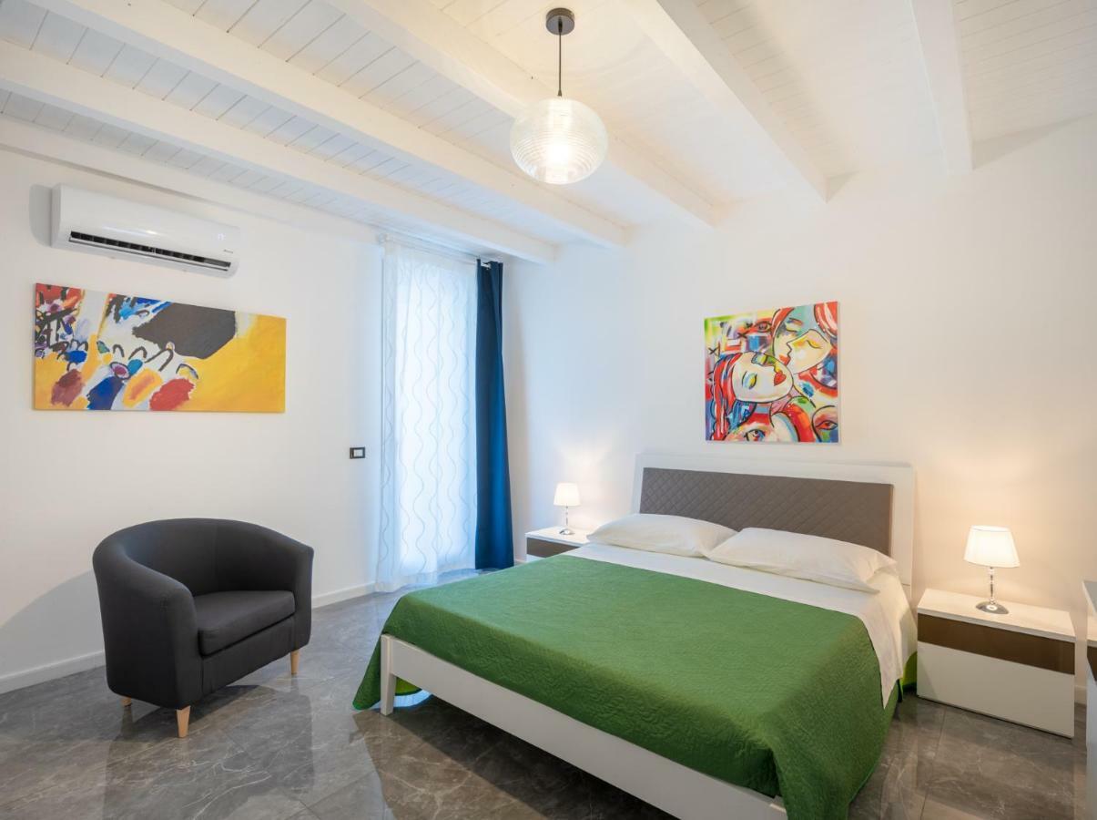 Arricampati Apartments Villa & Bringo Car Rental 카리니 외부 사진
